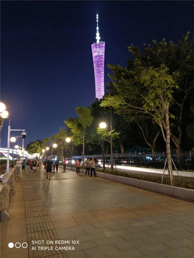 奢华环境，全方位服务，为您提供独特的休闲体验